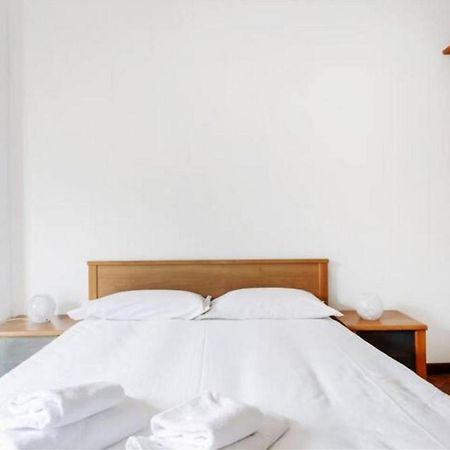 Porta Romana Comfortable Flat Con Balcone Milánó Kültér fotó